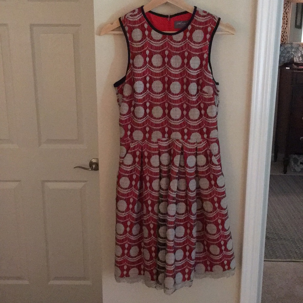 Gorgeous Red Slvless Anthro Dress w Lace Overlay